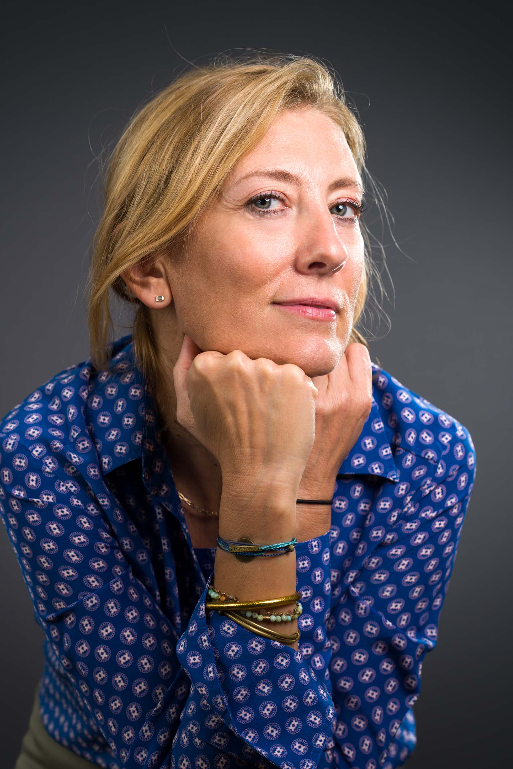 Portrait corporate d'une femme à Bordeaux